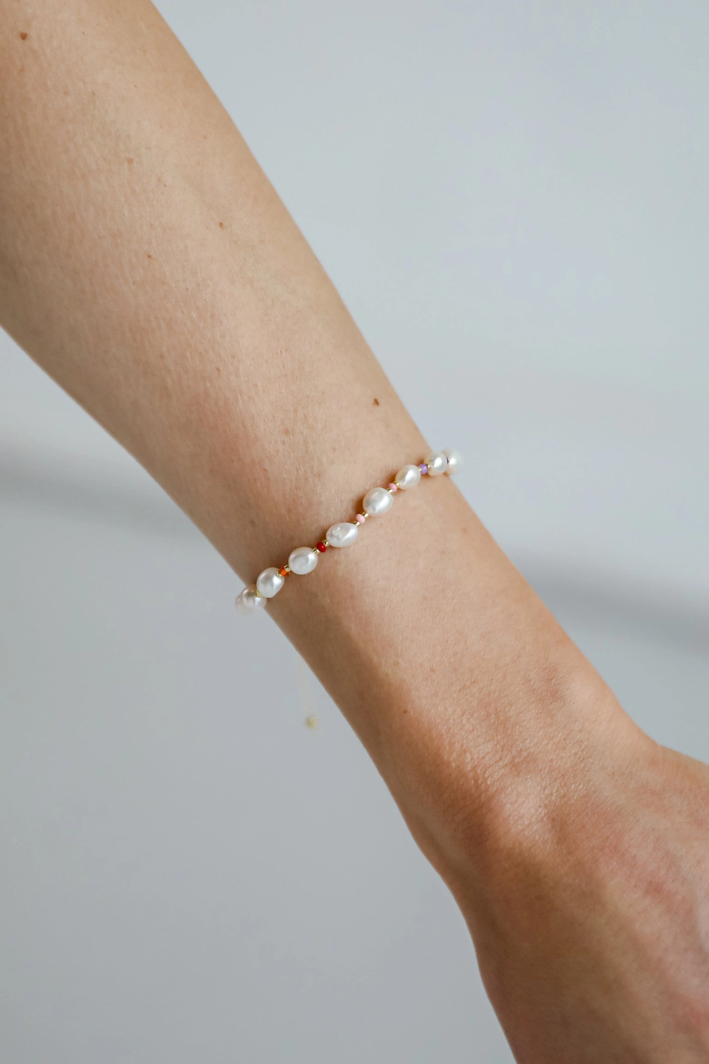 Amber White Pearl Bracelet