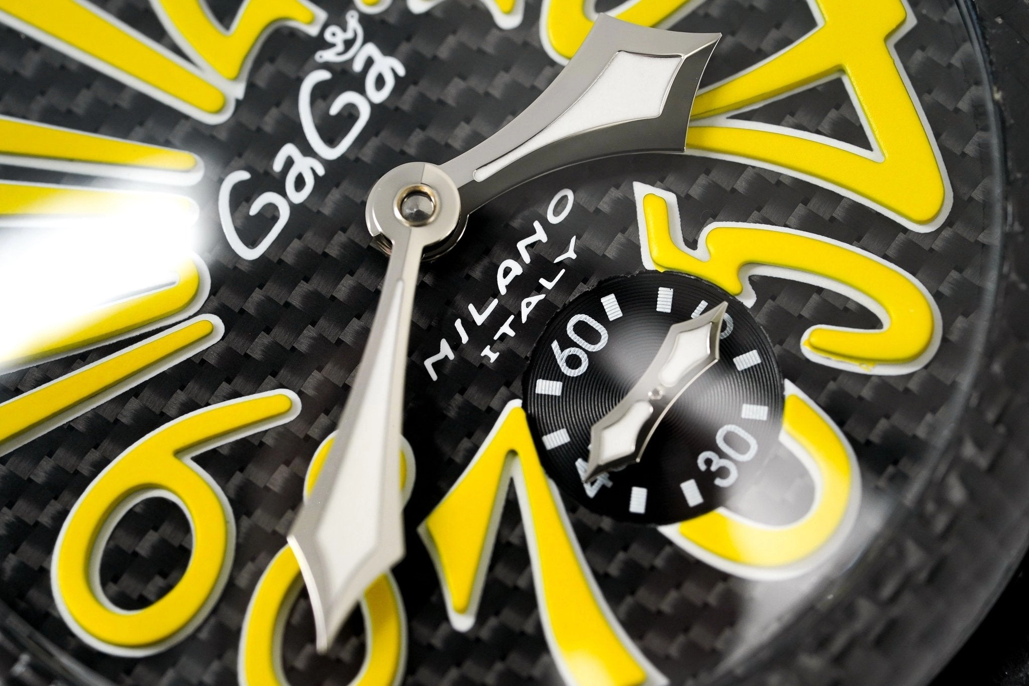 Gagà Milano Watch Manuale 48mm Carbon Fibre Yellow 5016.02