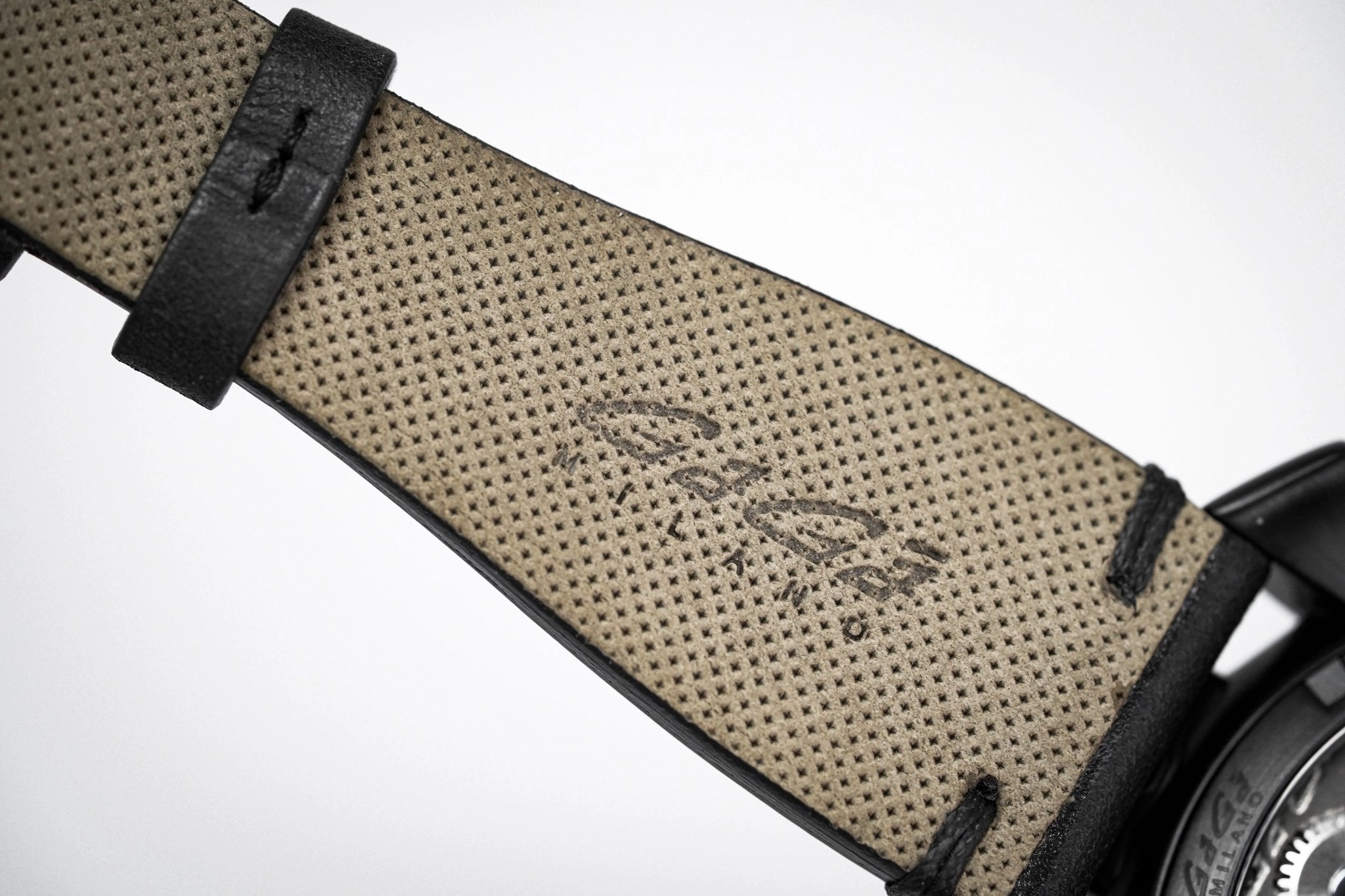 Gagà Milano Watch Manuale 48mm Special Edition Black Carbon