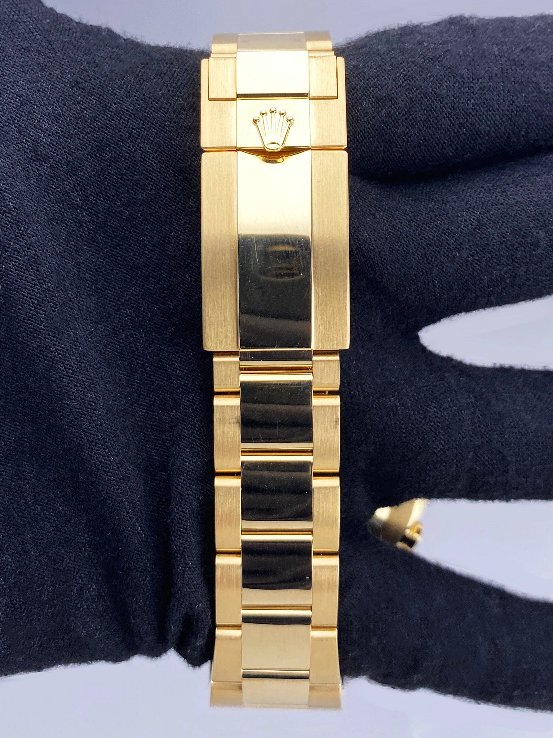 Rolex Yacht-Master II 116688 18K Yellow Gold Mens Watch Box Papers